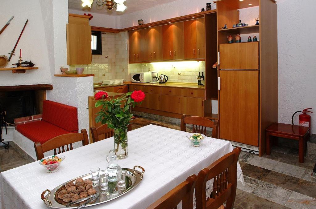 Stratos Villas Kaloniktis Oda fotoğraf