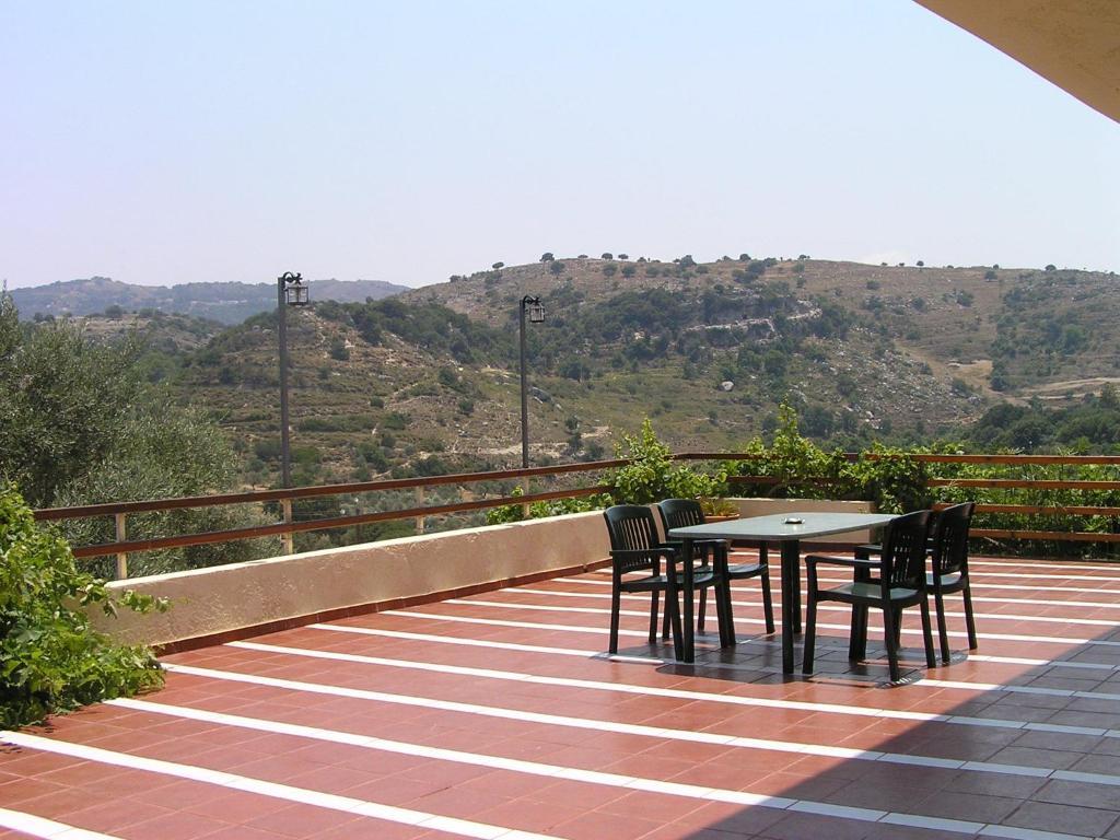 Stratos Villas Kaloniktis Oda fotoğraf